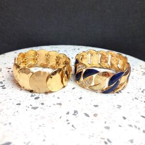 LOT Of 2 Stretchy Bracelets